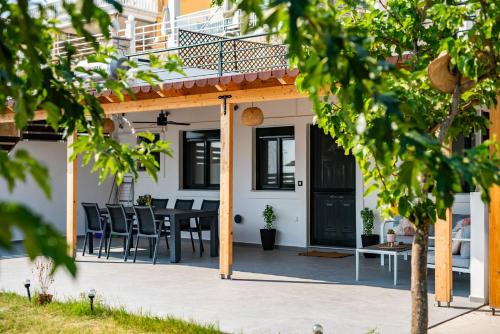 Alykes Apartment | YOLO Resort- Giardino