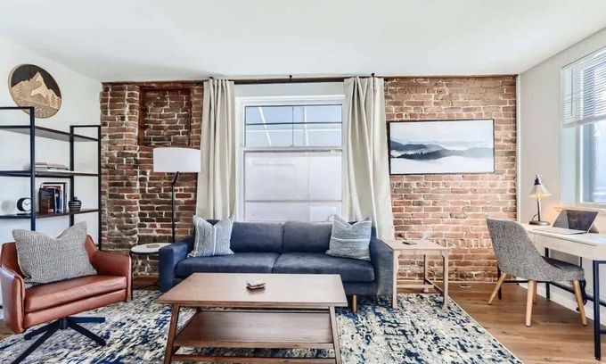 Congress Park Apartment | York by Modern Midstay/3 Blocks to Cheesman #NY1
