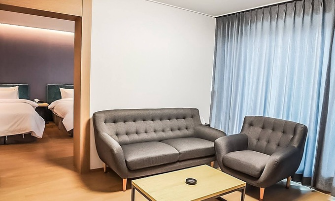 Yeongwol Hotel | Youngwol Orayeon