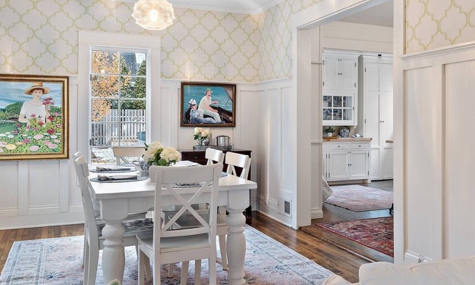 Wayzata House | Your Gateway to Lakeside Bliss and Urban Excitement in the heart of Downtown, Wayzata.
