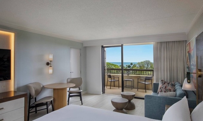 Shipyard Plantation Hotel | Your Home Away From Home! Beachfront, Near Village at Olde Town Park