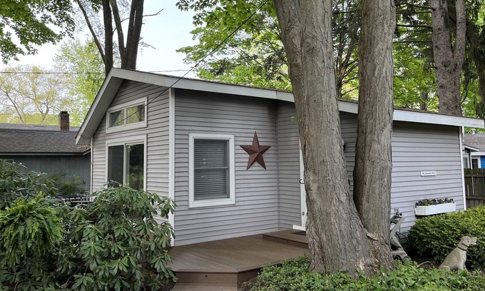 Saugatuck Cottage | Your Own Private Cottage A Short Walk To Downtown Saugatuck, Michigan
