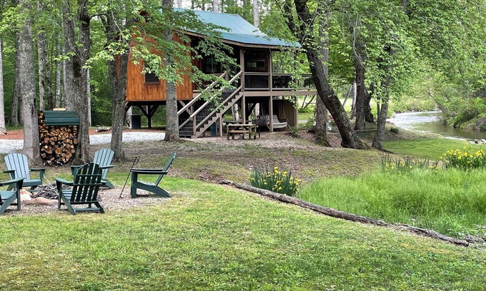 Rabun Gap Cabin | Your Perfect Creekside Hideaway