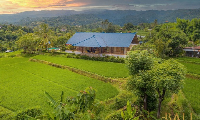 Kayu Putih Villa | Your Private Balinese Getaway Awaits! 100%privacy! Near Lovina!