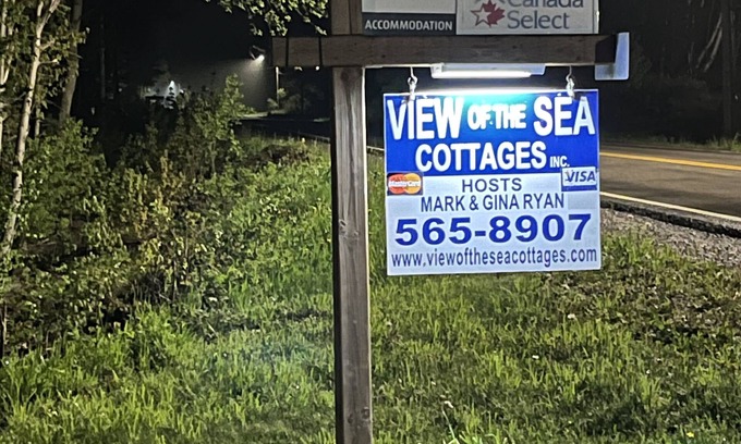 Big Bras d'Or Cottage | Your private beach is waiting for you, Bras d' Or Lake, Cape Breton