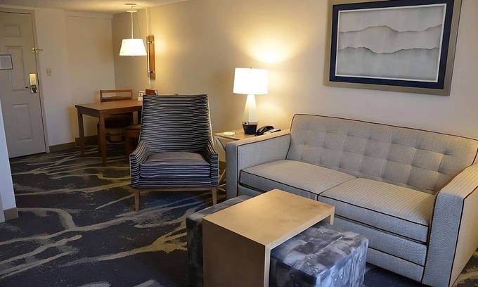 Camelback East Hotel | Your Relaxing Getaway Awaits! Full Kitchen, Free Breakfast, Pool, Pet-friendly!