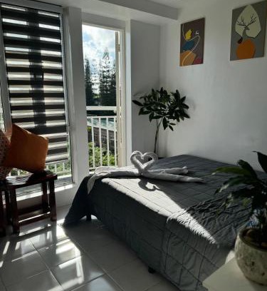 Silang Junction South Apartment | Your Tagaytay Prime Residence Staycation