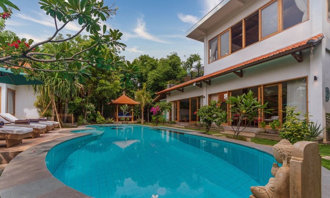 Pemuteran Villa | Your Tropical Escape Awaits in Pemuteran!