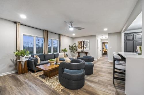 Oswego House | Your Unique Stay by the Tracks by LCP Collection
