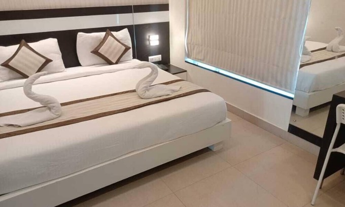 Mysore Bed & Breakfast | Yuvraj Palace Inn