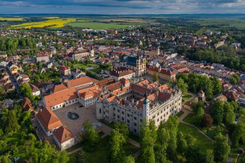 Litomysl Hotel | Zámecký Hotel Litomyšl