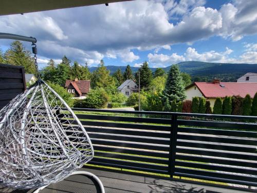 Szklarska Poreba Apartment | Z Widokiem Apartamenty - apartamenty z widokiem na góry i zewnętrzną balią