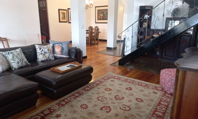 Greater Johannesburg Metropolitan Area House | Jakes's Place modern comfortable & sunny 3-bedroom house in Kensington