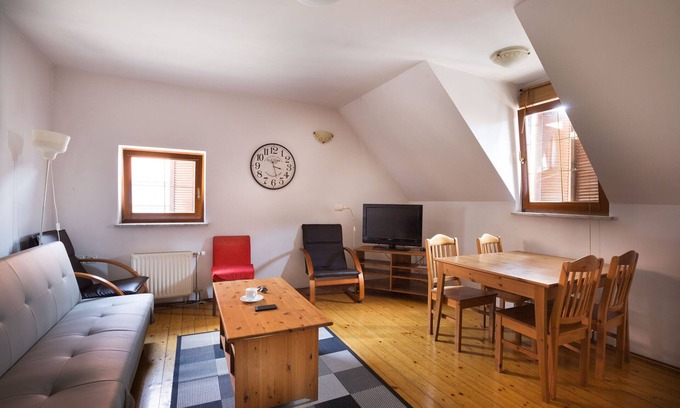 Ljubljana City Centre Apartment | Žabjak Tour As/Spacious duplex 2BR, 90sqm, old town, free AC in every room