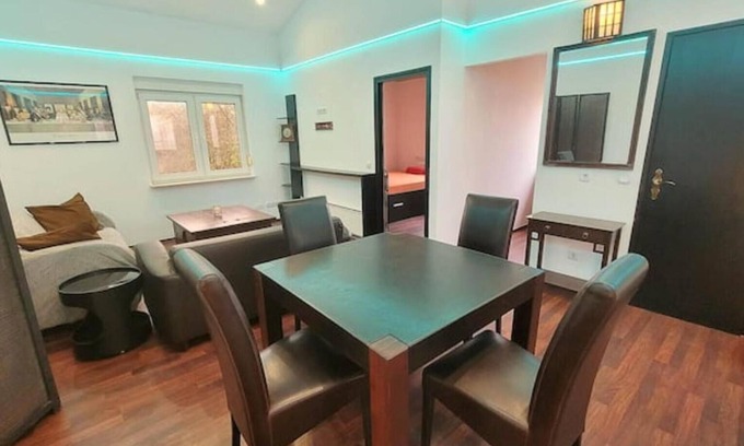 Novi Zagreb Apartment | Zagreb Stan 70m2 s Loggia i Ambiente-led Light