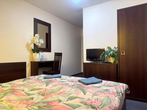 Ciagowice Hotel | Zajazd CISZA