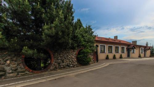 gmina Trzcinica Hotel | Zajazd Różany