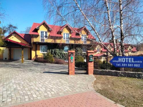 Trzciniec Apartment | Zajazd Restauracja Machliny