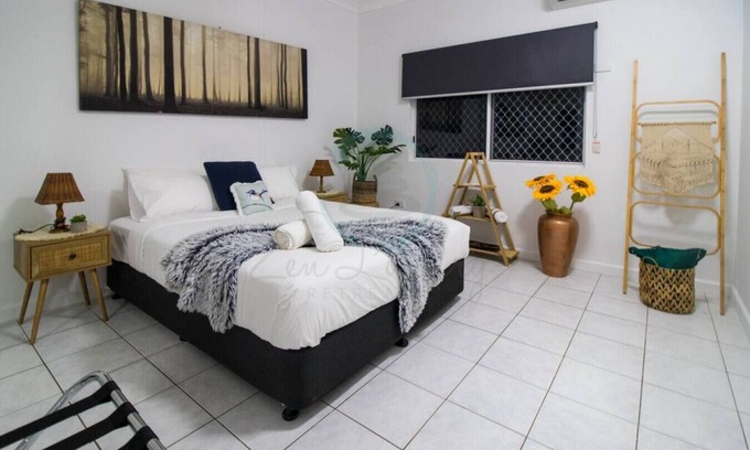 Alawa Apartment | ZEN GARDEN - 2 BR Cozy Modern Design Apt