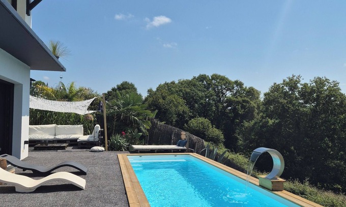 Mouguerre House | Zen House with Heated Pool, Sauna & Jacuzzi between Biarritz & Hossegor