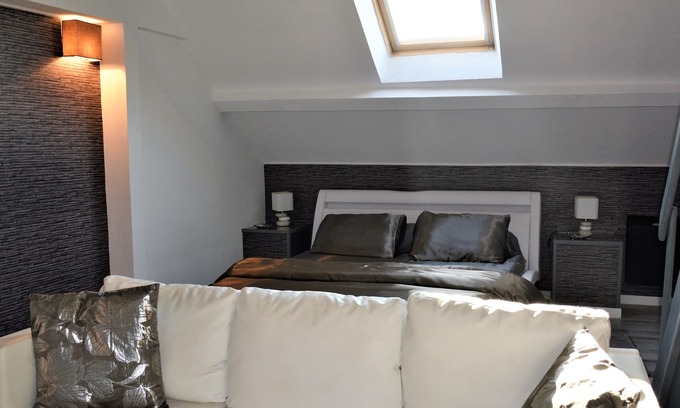 La Chavanne House | Zen room with adjoining mezzanine
