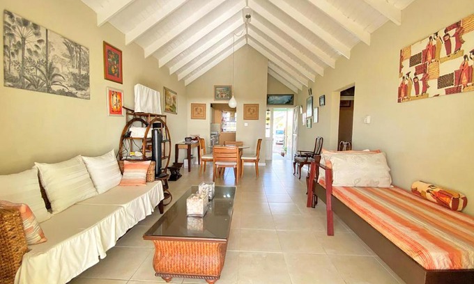 Apple Hall House | ZenBreak The Gem