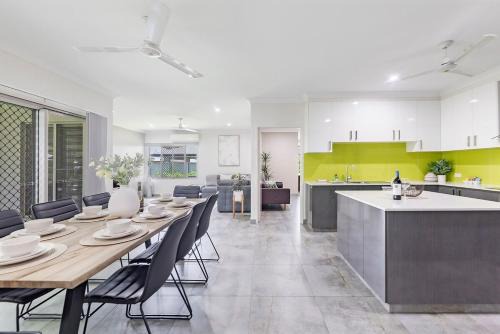 Muirhead Apartment | Zenhouse Harmony 4BR Modern Home Near CDU and Hospital