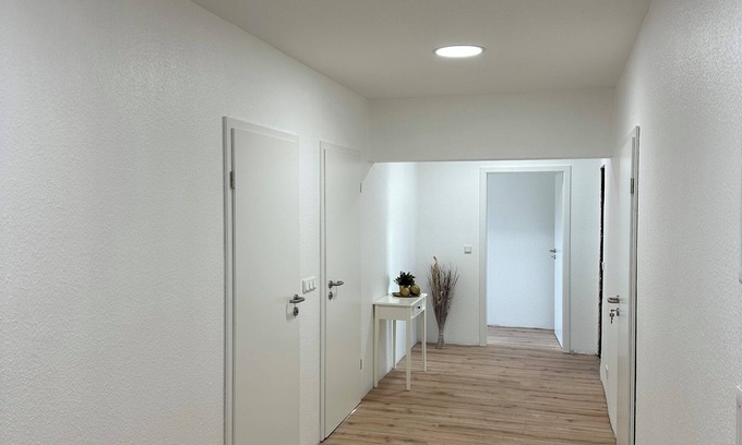 Herne Apartment | Zentrales Neues, Modernes Apartment. Schneller Zugang Mittels Code-schloss