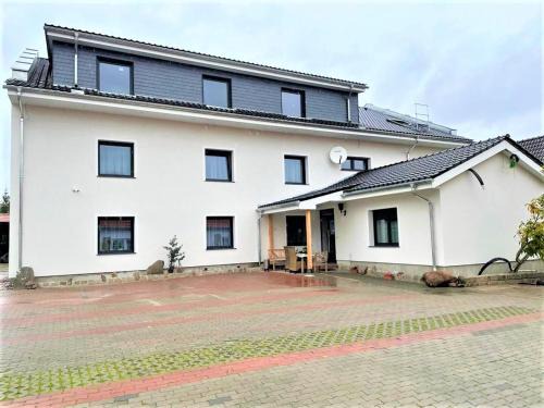 Zielitz House | Zielitzer Hof