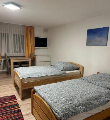Gemarkung Schomberg Apartment | Zimmer mit eigener Dusche & WC , beim Stausee