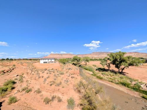 Virgin House | Zion River front Farmhouse