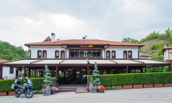 Rozhen Hotel | Zlaten Rozhen Family Hotel- Monument of Cultural Significance