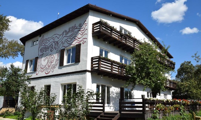 Chelyuskinsky House | Znamenitiy Dom on Shchorsa