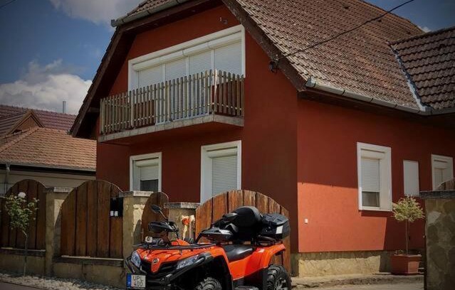 Visz House | Zsuzsi Vendégház Visz