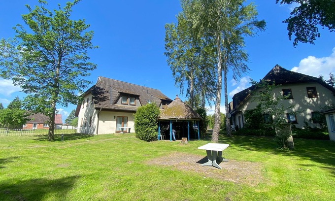 Pruchten Apartment | Zum Zeesenboot App. 2 - Zum Zeesenboot App. 2? Vacation apartment with garden,