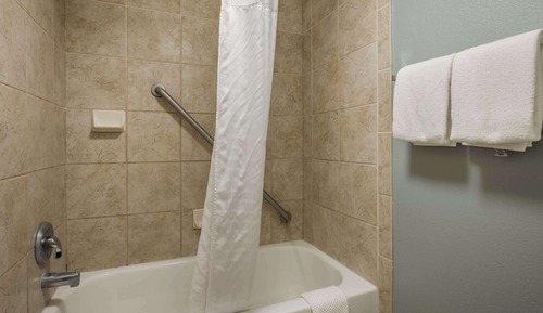 Standard Room, 1 Queen Bed, Non Smoking