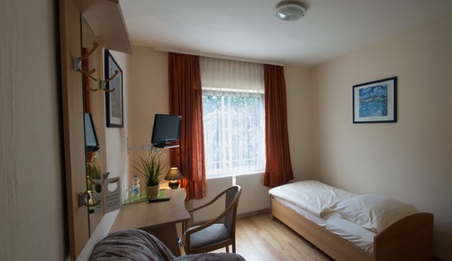 Standard Single Room