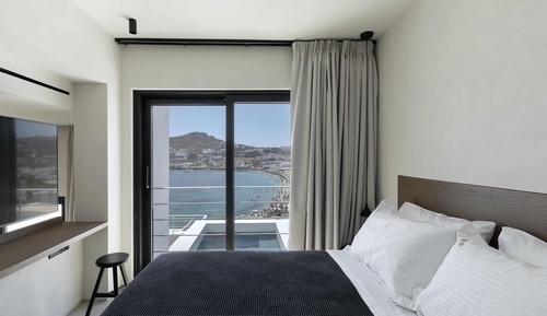 Cubic Suite with Panoramic Sea View & Mini Pool