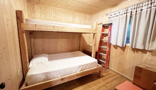 Economy Cabin (C)
