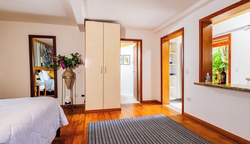 Triple Suite (1 Double bed + 1 Single bed)