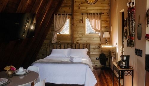 Romantic Studio Suite