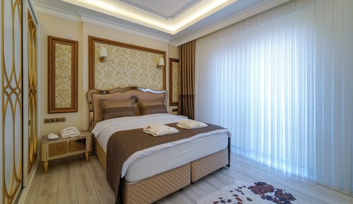 Junior Room