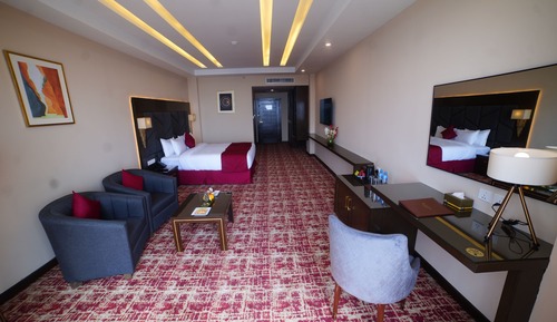 Executive Room, 1 King Bed, Valley View (Pines View)