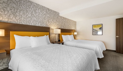 Suite, 2 Queen Beds, Accessible (Hearing)