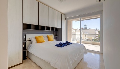 Apartment (1 Bedroom)
