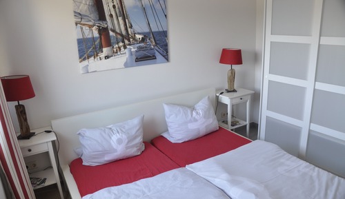 Apartment, 1 King Bed, Patio, Garden View