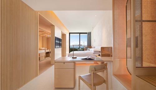 Deluxe Room, 1 Queen Bed, Ocean View