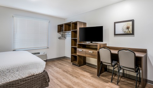 Basic Single Room, 1 Queen Bed, Accessible, Non Smoking