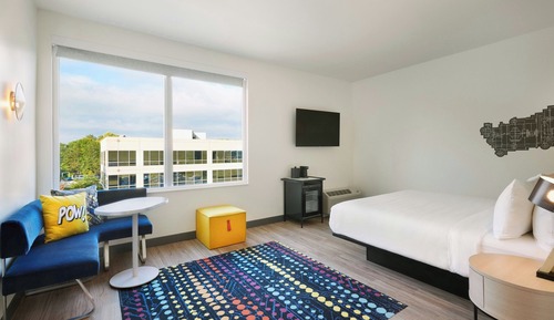 Room, 1 King Bed, Non Smoking