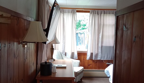 Classic Room, 1 Queen Bed